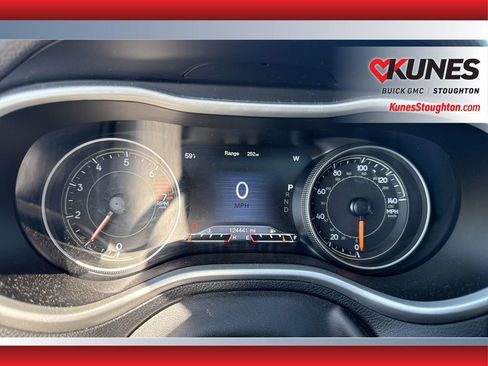 Used 2016 Jeep Cherokee Limited AWD/4WD image 29