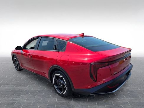 Used 2025 Kia K4 EX FWD image 5