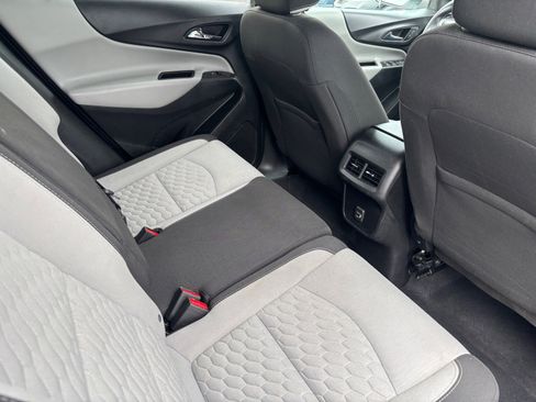 Used 2020 Chevrolet Equinox LT image 16