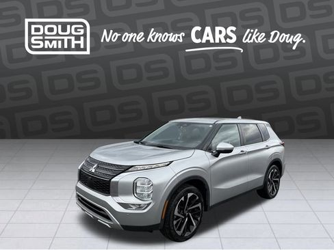 Used 2022 Mitsubishi Outlander SEL Black Edition image 1