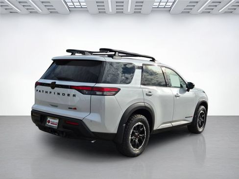 New 2026 Nissan Pathfinder Rock Creek AWD/4WD image 4