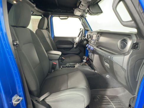 Used 2021 Jeep Wrangler Unlimited Sport image 29