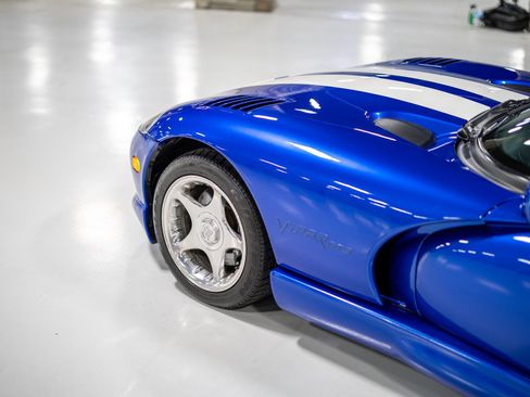 Used 1996 Dodge Viper GTS RWD image 35