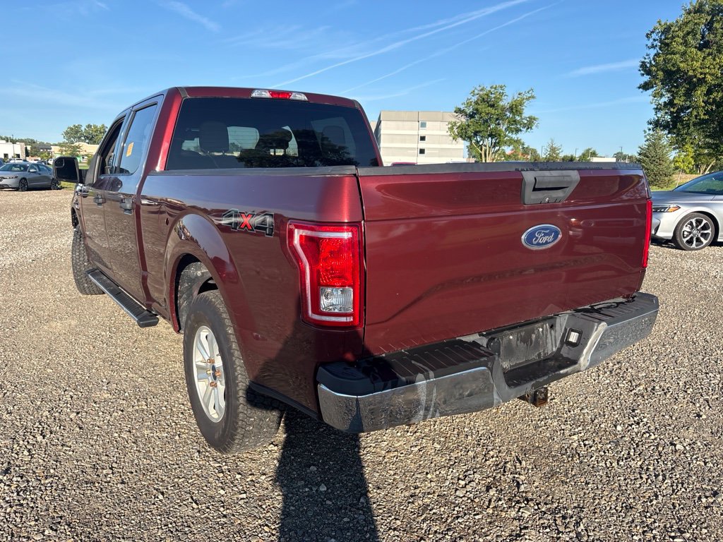 Used 2015 Ford F150 XLT w/ Equipment Group 301A Mid AWD/4WD image 9