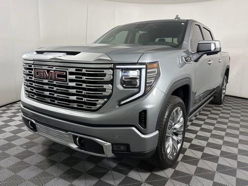 Certified 2025 GMC Sierra 1500 Denali w/ Denali Reserve Package image 3