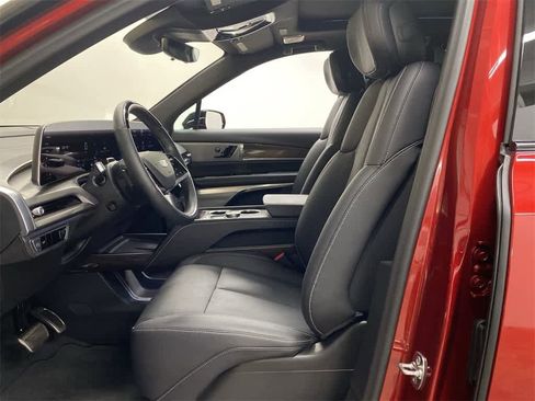 Certified 2026 Cadillac Vistiq Sport w/ LPO, Floor Liner Package image 14