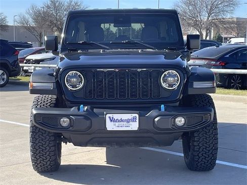 Used 2024 Jeep Wrangler Unlimited image 7