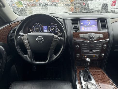 Used 2019 Nissan Armada SL image 11