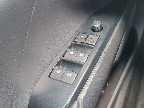 Used 2020 Toyota Camry XSE FWD image 19