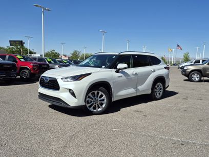 Used 2021 Toyota Highlander Limited