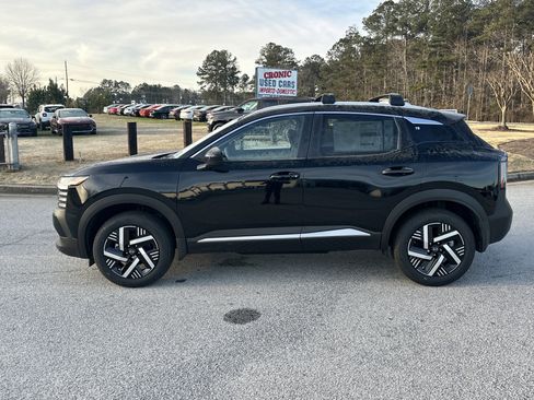 New 2026 Nissan Kicks SV w/ Cold Weather Package image 8