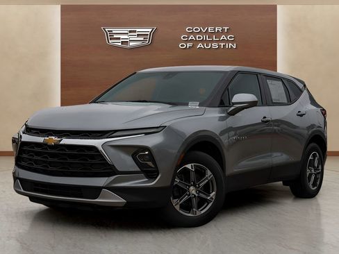 Used 2024 Chevrolet Blazer LT FWD image 1
