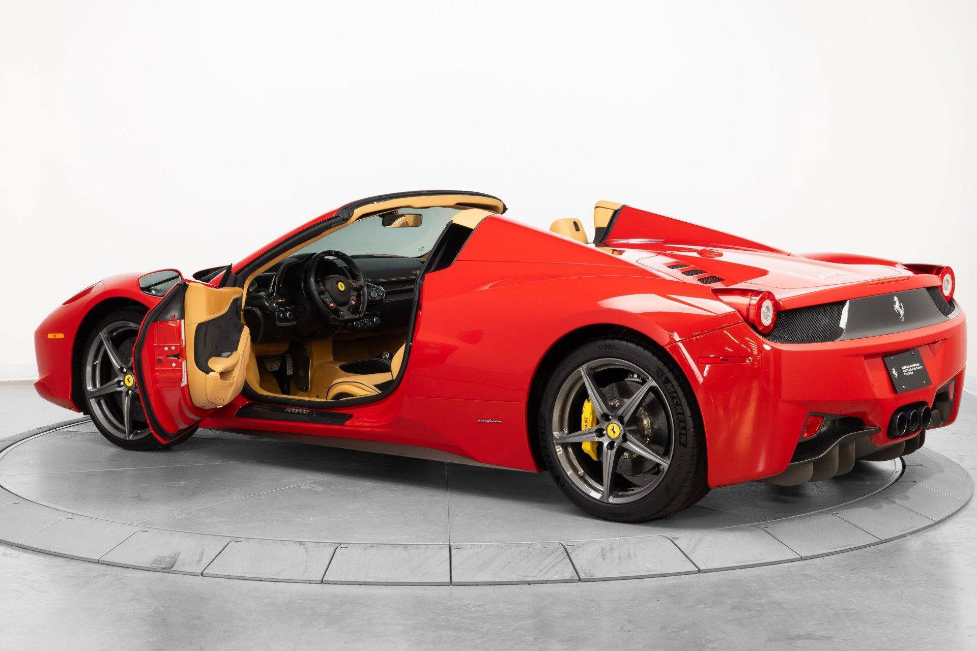 Certified 2013 Ferrari 458 Spider RWD image 61