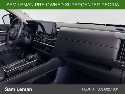 Used 2023 Nissan Pathfinder SL w/ Black Appearance Package AWD/4WD image 30