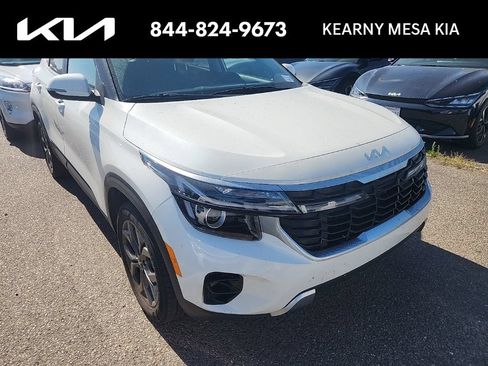 Certified 2024 Kia Seltos S FWD image 1