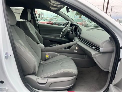 New 2026 Hyundai Elantra Sport w/ Cargo Package FWD image 22
