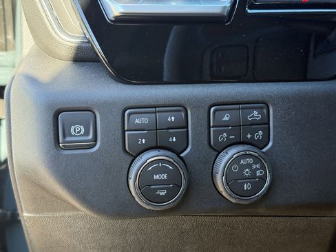 New 2026 Chevrolet Silverado 3500 LTZ w/ LTZ Convenience Package AWD/4WD image 24