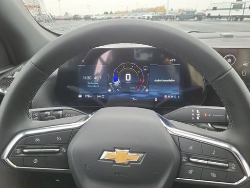 New 2026 Chevrolet Equinox LT w/ Convenience Package II image 34