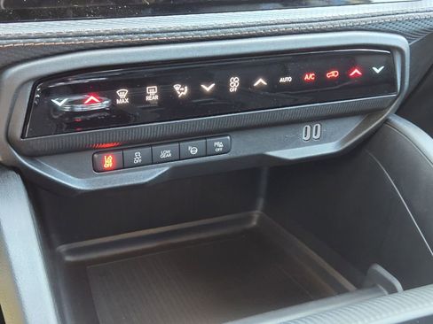 New 2026 Jeep Cherokee Overland AWD/4WD image 12