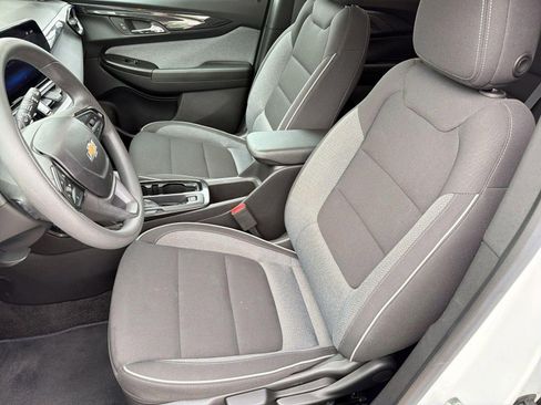 Certified 2024 Chevrolet TrailBlazer LT w/ Driver Confidence Package FWD image 5