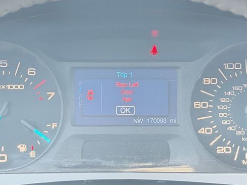 Used 2012 Ford Edge SEL FWD image 21