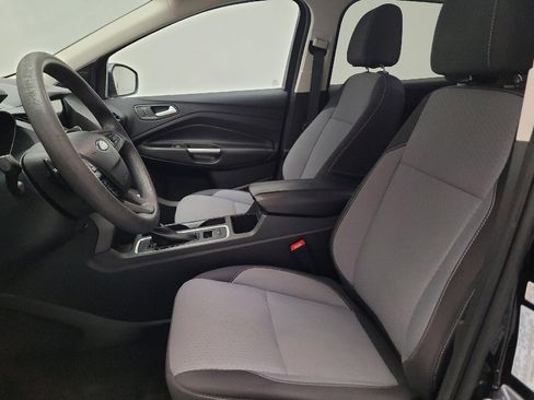 Used 2017 Ford Escape SE w/ Equipment Group 201A FWD image 17