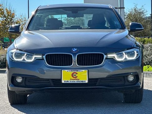 Used 2018 BMW 320i xDrive Sedan image 8