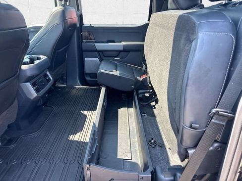 Used 2023 Ford F250 Lariat w/ Lariat Ultimate Package AWD/4WD image 19
