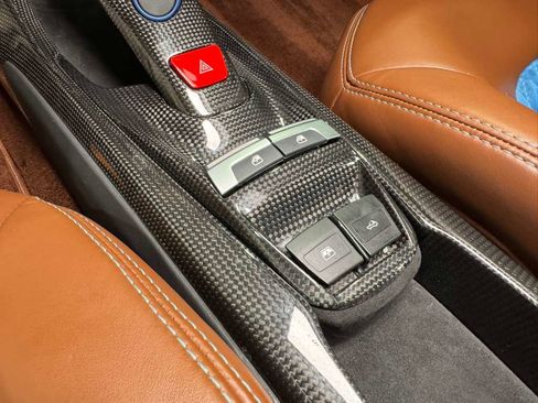 Used 2018 Ferrari 488 Spider image 30