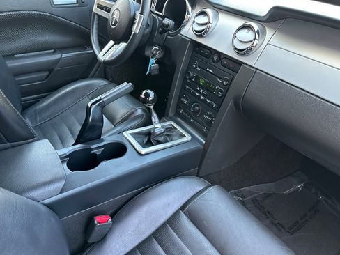 Used 2007 Ford Mustang GT Premium RWD image 18