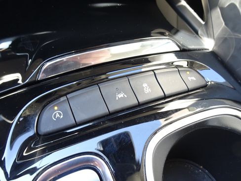 Used 2022 Buick Envision Preferred FWD image 19