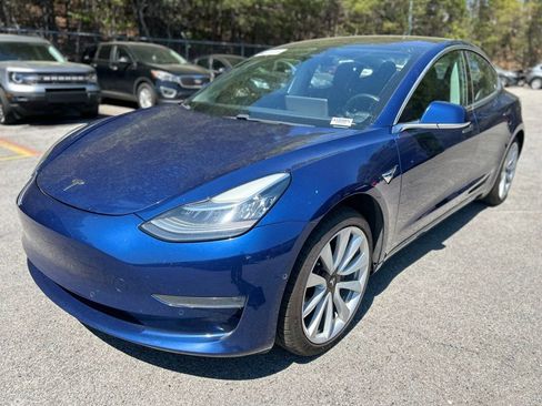 Used 2018 Tesla Model 3 Long Range image 3