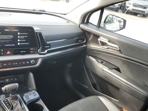 Certified 2024 Kia Sportage EX FWD image 13