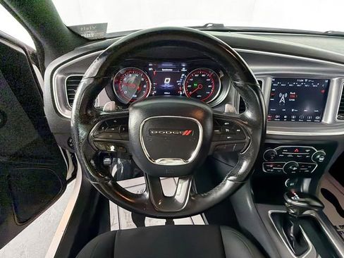 Used 2019 Dodge Charger GT image 11