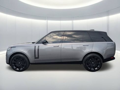 Used 2025 Land Rover Range Rover Long Wheelbase SE AWD/4WD image 2