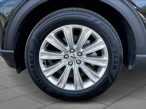 Used 2020 Ford Explorer Limited image 10