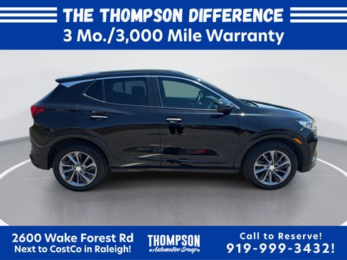 Used 2023 Buick Encore GX Select w/ Sport Touring Package FWD image 2
