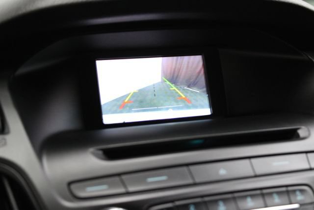 Used 2015 Ford Focus SE FWD image 18