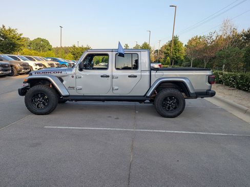 Used 2020 Jeep Gladiator Rubicon AWD/4WD image 7