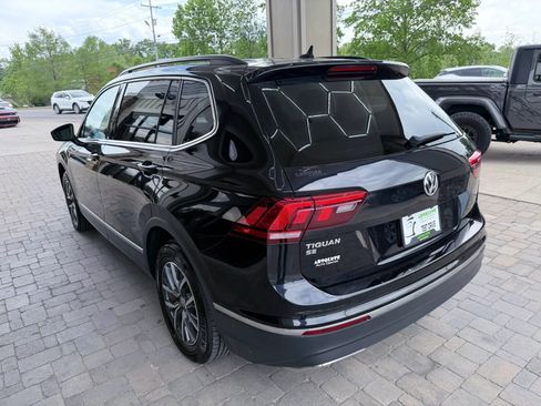 Used 2020 Volkswagen Tiguan SE w/ Panoramic Sunroof Package image 66