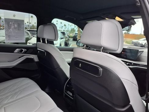 Used 2026 BMW X5 xDrive50e image 21