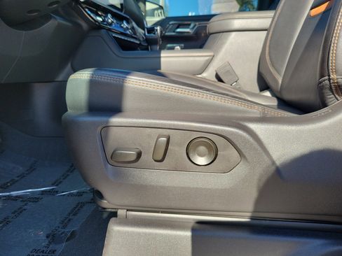 Used 2023 GMC Sierra 1500 AT4 w/ AT4 Premium Package image 13