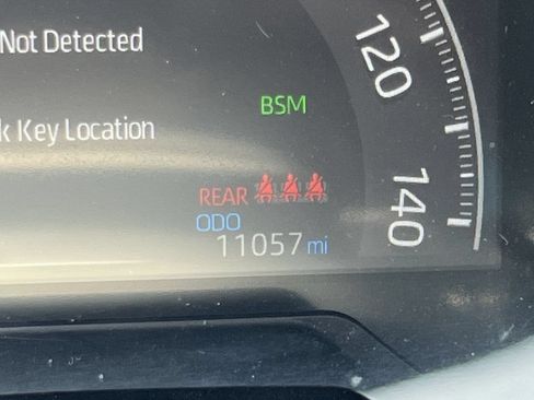 Used 2025 Toyota RAV4 XLE Premium w/ Weather Package FWD image 7