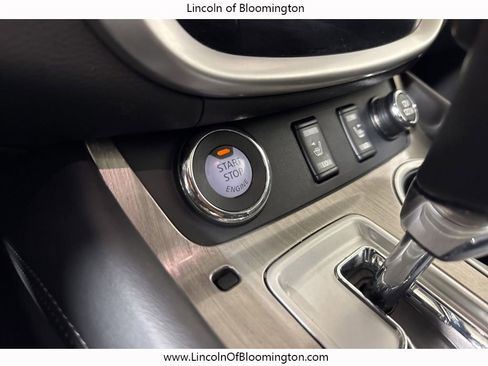 Used 2015 Nissan Murano SL w/ SL Technology Package image 48