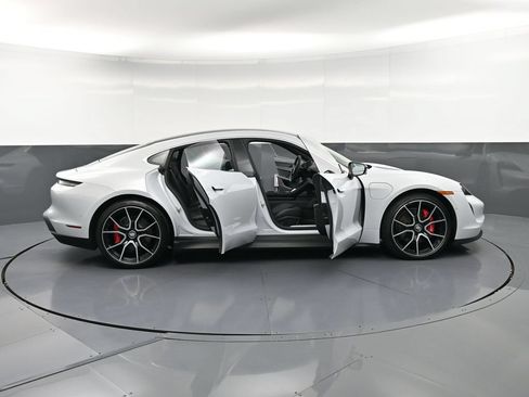 Certified 2024 Porsche Taycan 4S AWD/4WD image 38