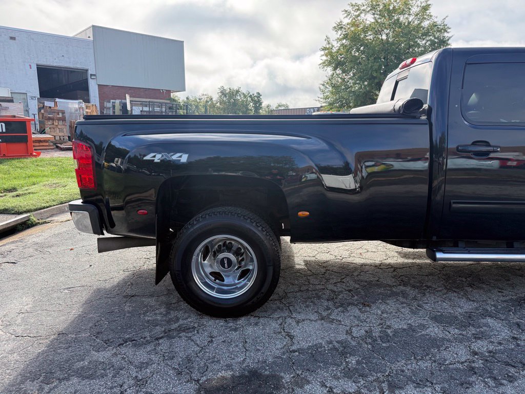 Used 2013 GMC Sierra 3500 SLT AWD/4WD image 15