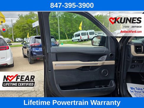 Used 2024 Ford Expedition Max Limited AWD/4WD image 13