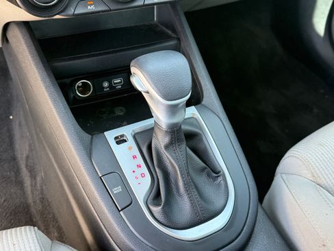 Used 2021 Kia Forte LXS FWD image 24