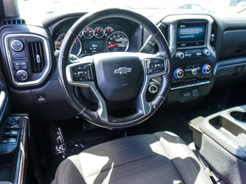 Used 2021 Chevrolet Silverado 1500 RST RWD image 12