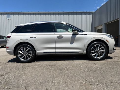 Used 2024 Lincoln Corsair Grand Touring w/ Equipment Group 301A AWD/4WD image 5